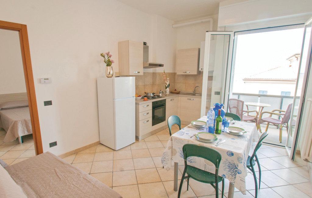 Residence Doral Ріміні Екстер'єр фото